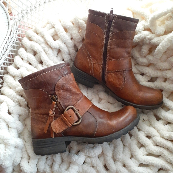 earth origins leather ankle boots